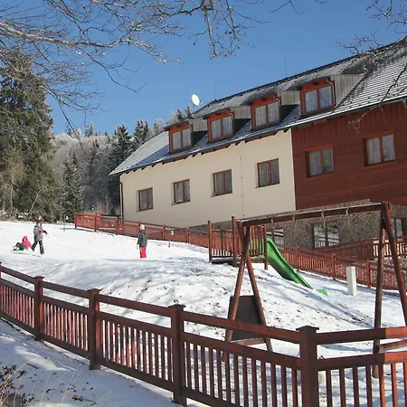 Ceske Zleby מלון